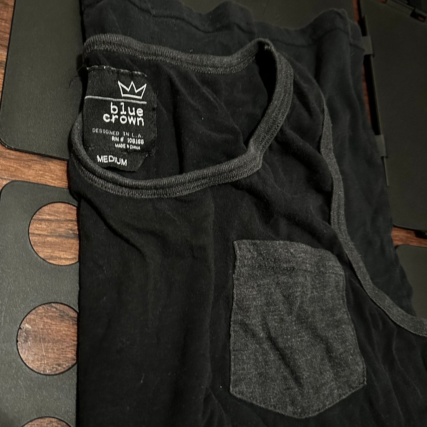 Black Crown Tank Top | Pocket Tank Top | WFindThrift