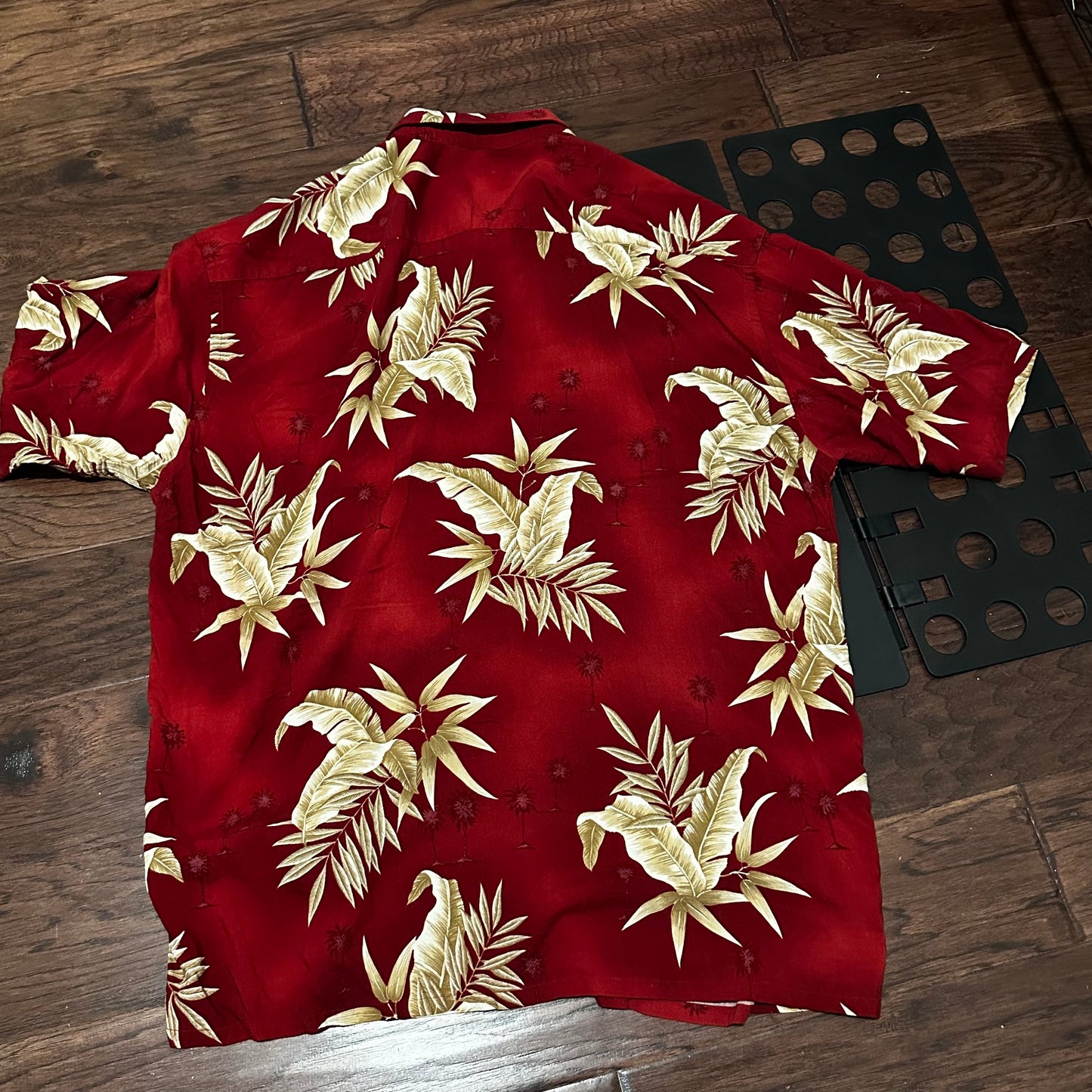 Pierre Cardin Red button up - XL