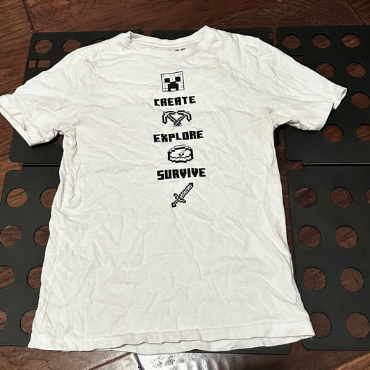 Mojang Studios White shirt - youth large
