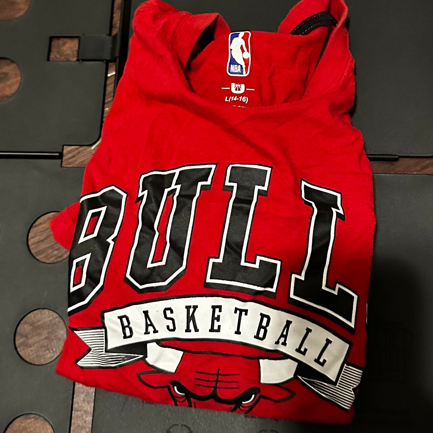 NBA Chicago Bulls Red T-Shirt - Youth Large