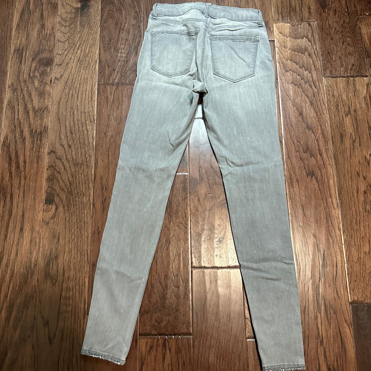 Refuge Grey Jeans