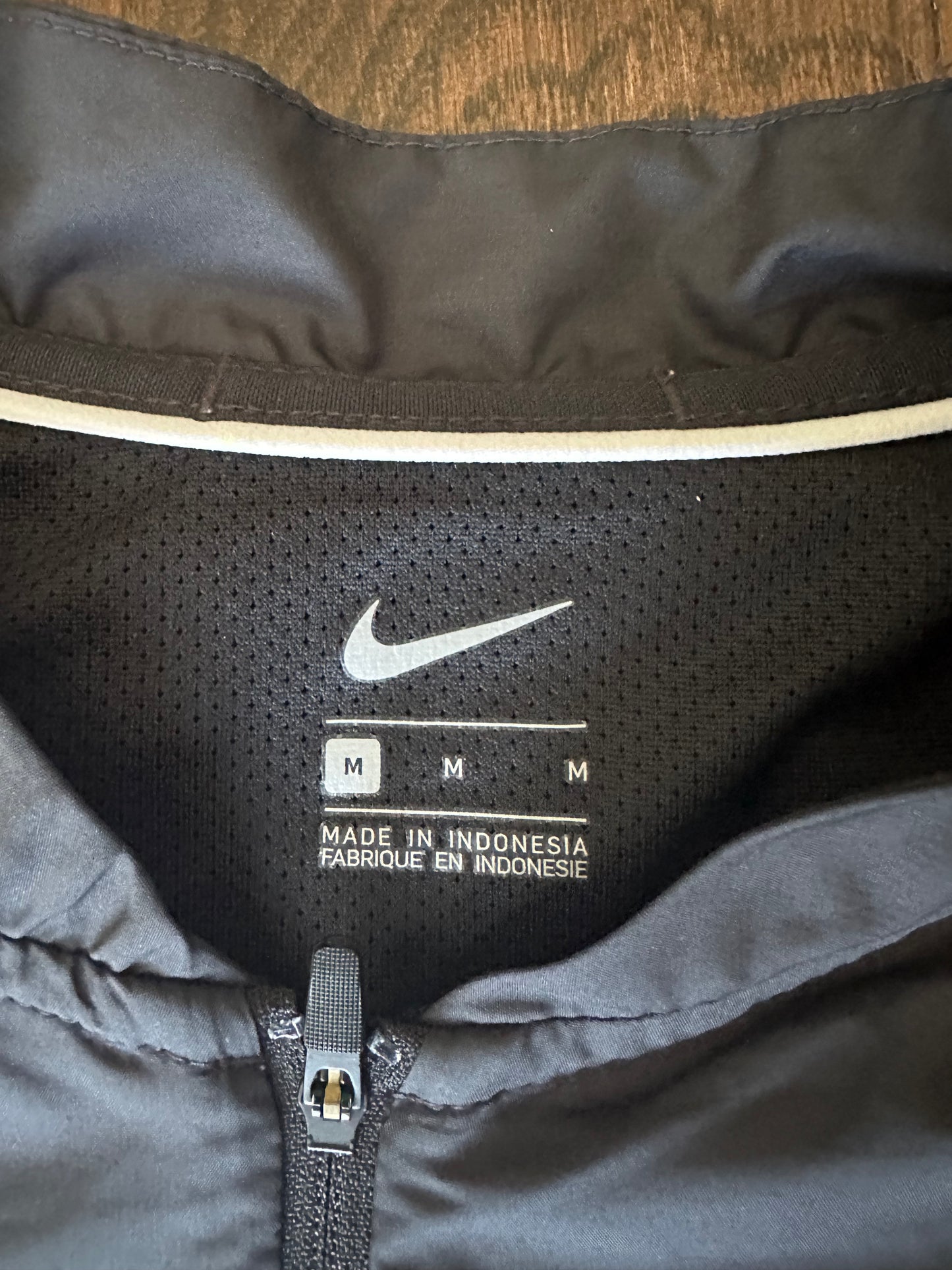 Nike - Black Windbreaker - Medium