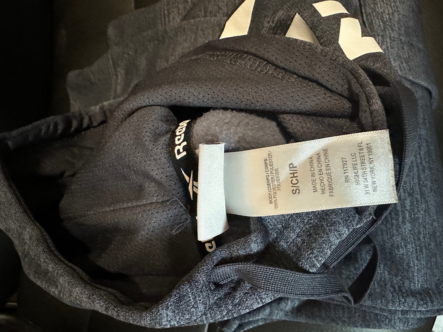 Reebok Sweater Gray White Outdoors Athletic Hoodie Sweatshirt - Medium