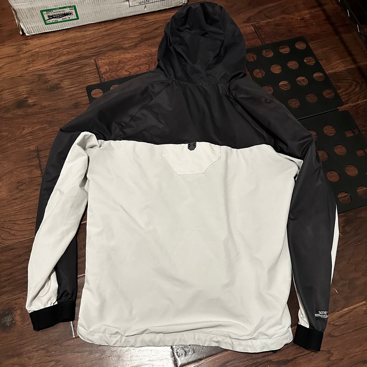 Under armor black and white Rain jacket - XL
