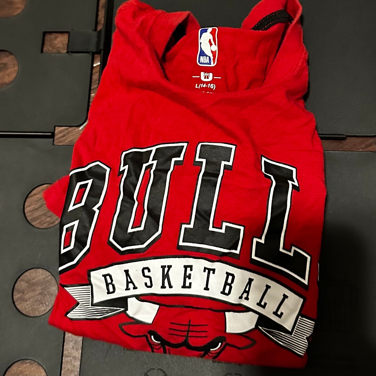NBA Chicago Bulls Red T-Shirt - Youth Large