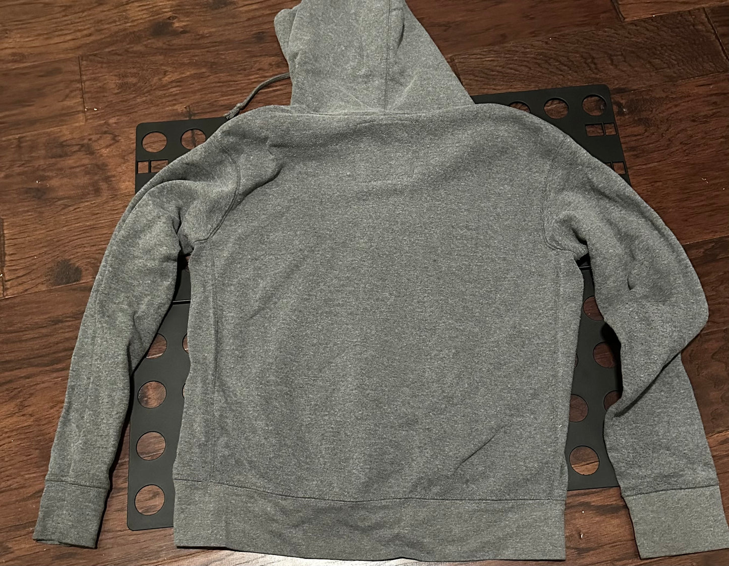 Buc-ee’s Grey sweater full zip up XL