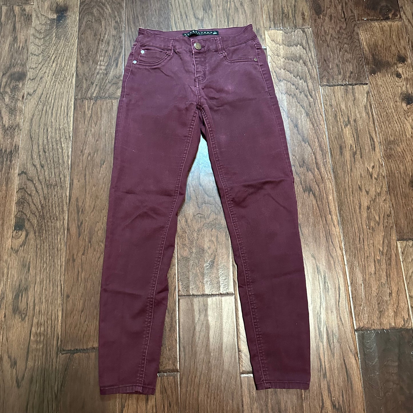 Tinseltown burgundy pants