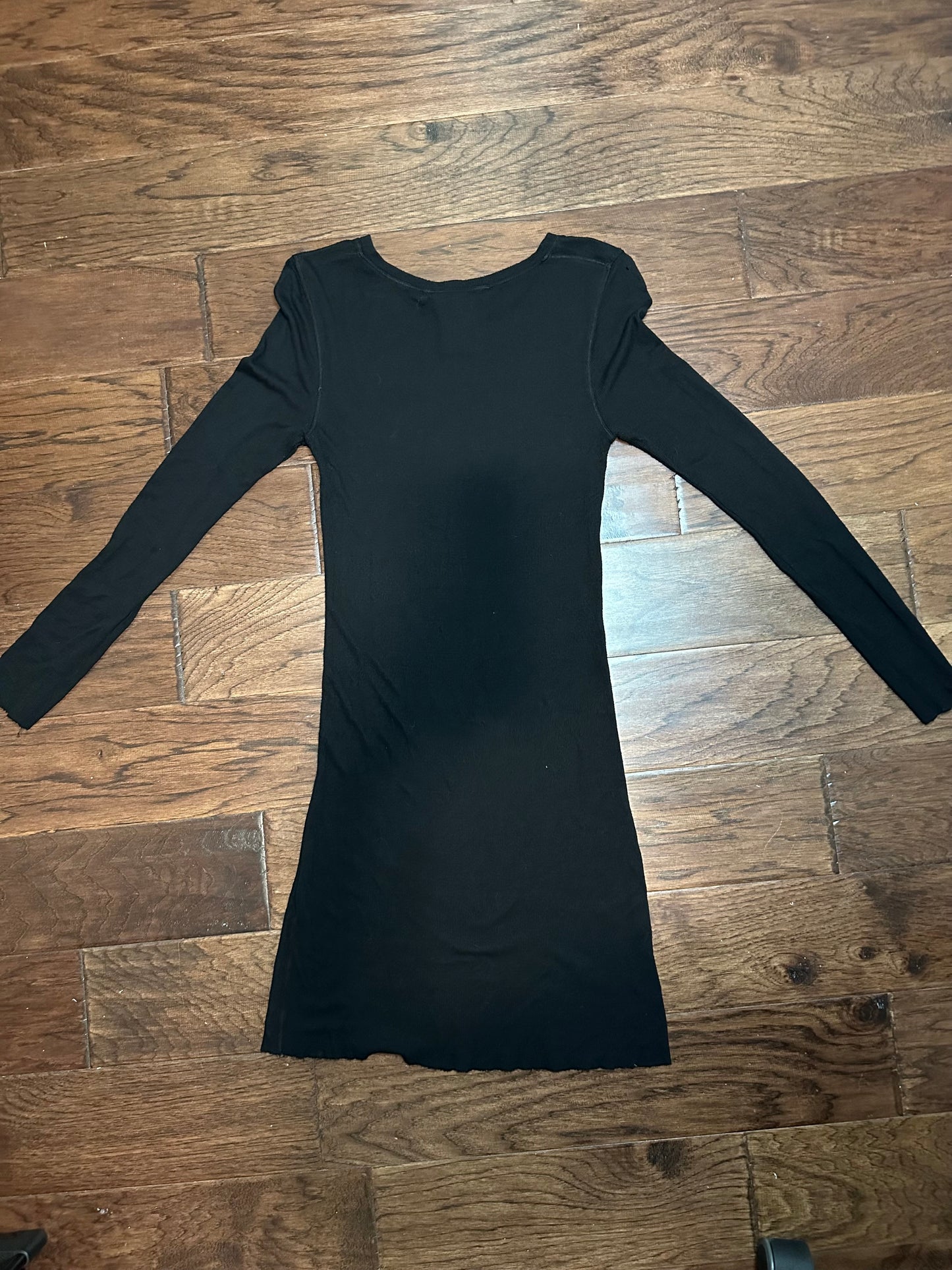 BCBGMAXZRIA black long sleeve dress - Medium